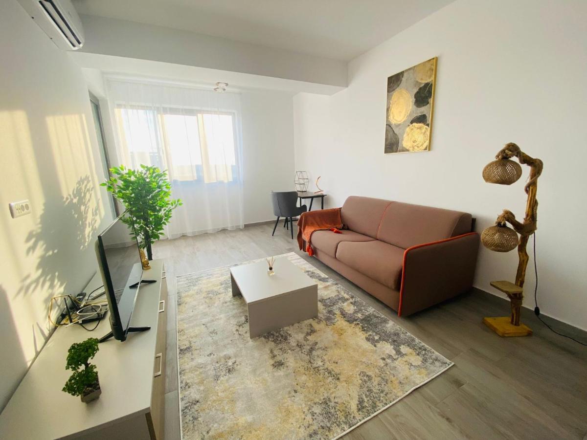 Soho Apartment - City View With Rooftop Garden Бухарест Экстерьер фото